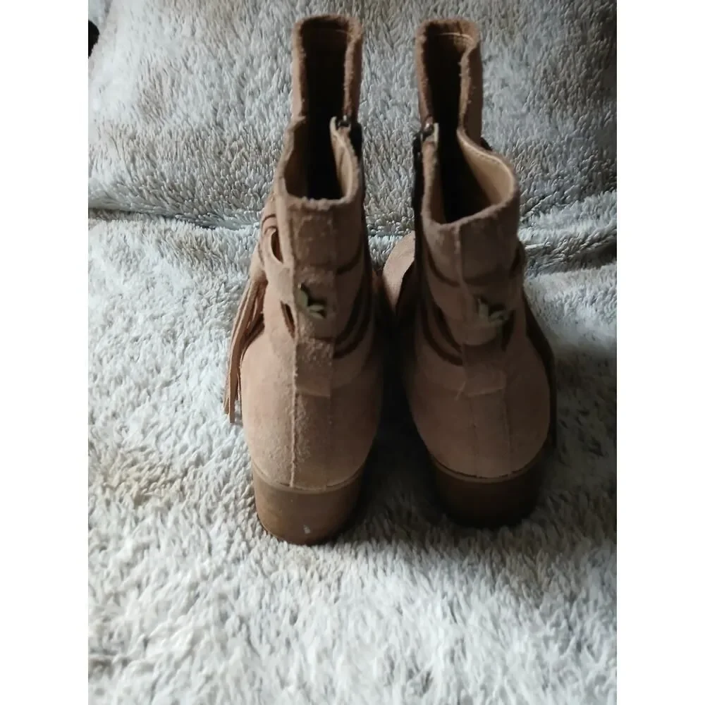 Koolaburra by UGG Kenz Suede Ankle Boots Size 9 Brown Tassel Cozy Shearling